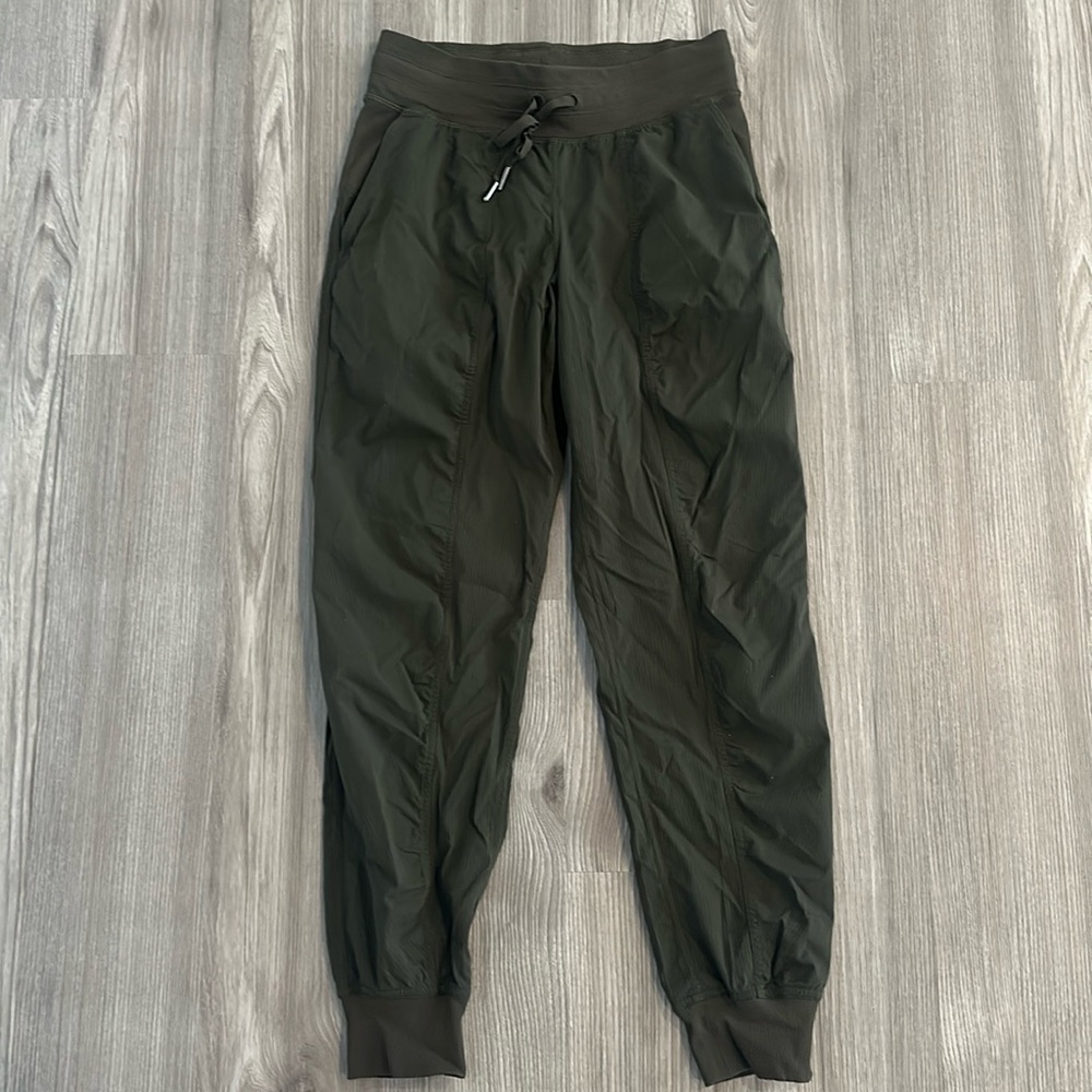 Lululemon joggers